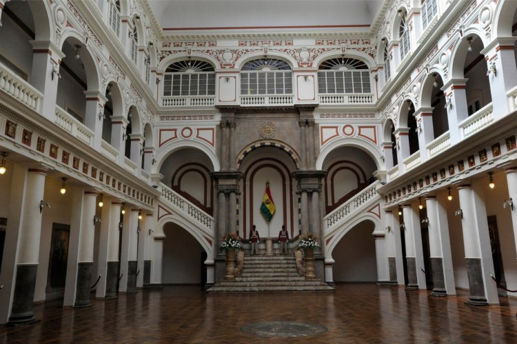 Arce gobernará desde la Casa Grande del Pueblo y prevén que el Palacio Quemado sea museo