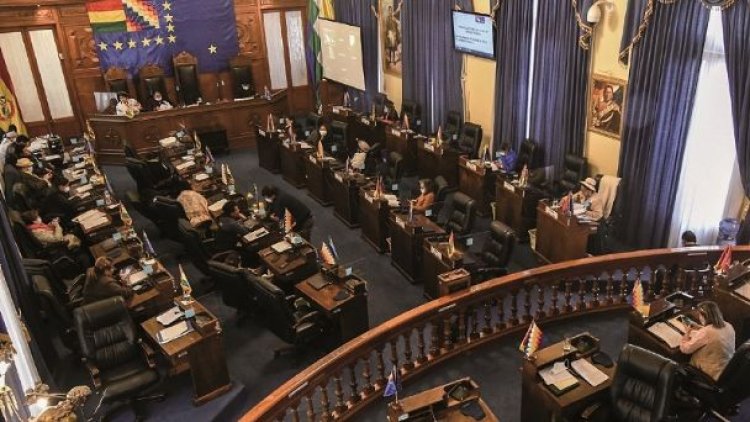 Asamblea alarga mandato hasta el martes, CC denuncia que vulnera ley e impugnará
