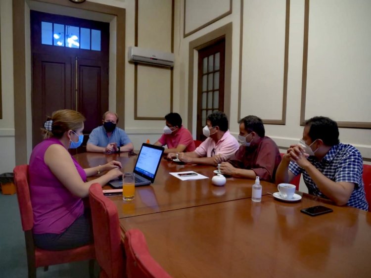 Autoridades nacionales se comprometen a reforzar el sistema sanitario en Tarija