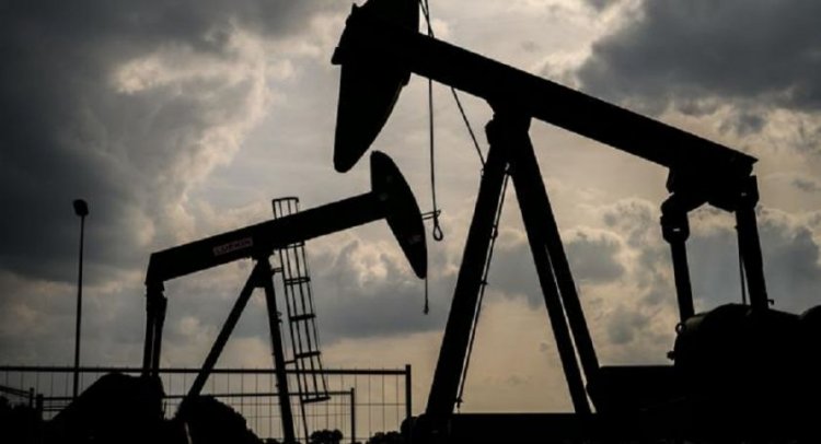 El petróleo comienza el año con precios en ascenso