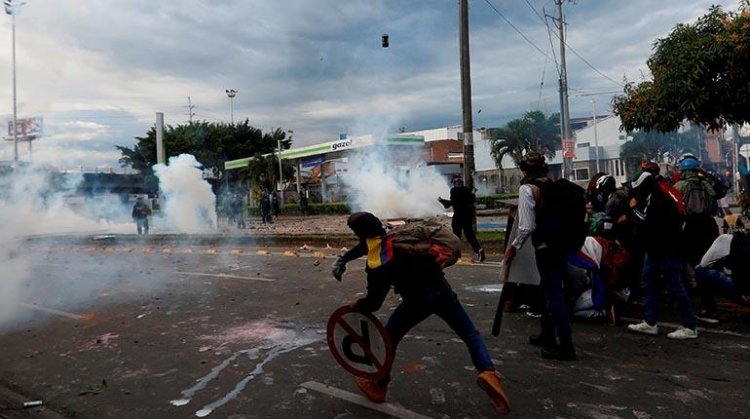 Trece días de protesta dejan 42 muertos en Colombia