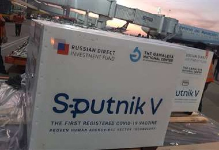 El Gobierno abre la posibilidad de completar con otras vacunas las segundas dosis de Sputnik V