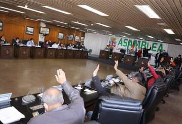 Asamblea Legislativa crea comisión para inspeccionar y defender las tierras chiquitanas de los asentamientos