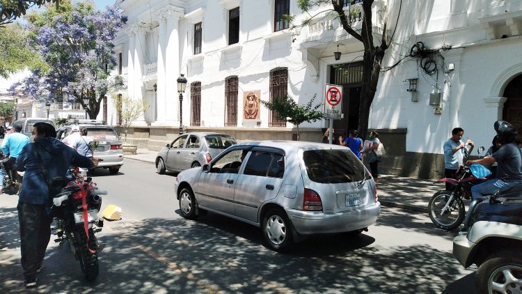 Día del Peatón: Restricción vehicular rige a partir de las 00:00 horas en Tarija