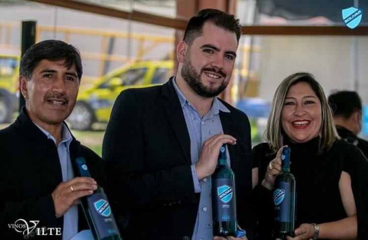 “Moscatel Blue” de Vinos Vilte es la botella oficial del Club Bolívar