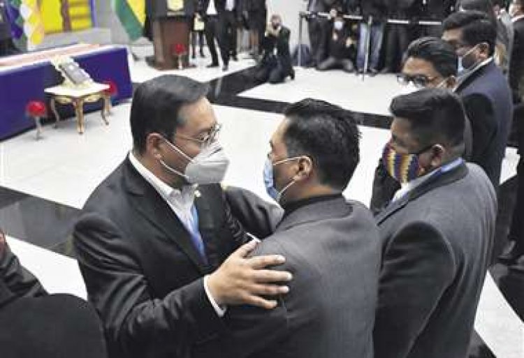 Ocho ministros en la mira del MAS por no tener militancia y ya piden su destitución