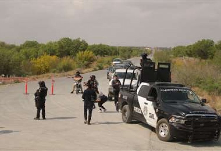 México: Encontraron otros cinco cuerpos de mujeres mientras buscaban a Debanhi