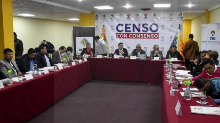 Autoridades llegan a Cochabamba; Arce dirigirá el diálogo y escuchará posición de las regiones