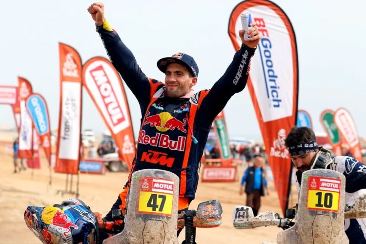 El argentino Kevin Benavides se consagró campeón del Rally Dakar en motos