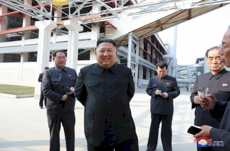 Kim Jon-un reaparece luego de tres semanas de incertidumbre