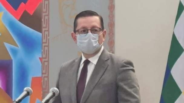 Reportan que ministro Ortiz ingresa a terapia intensiva